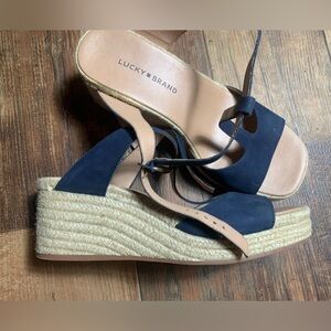 Lucy Brand 9.5 Sandal Wedge Blue